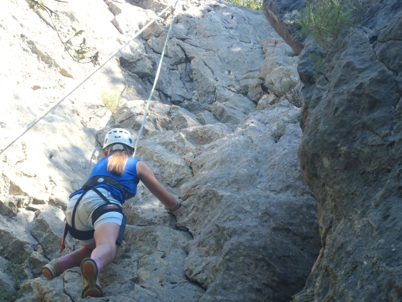 Village Camps International Summer Camp Ard&egrave;che, France 2019-07-26 https://www.villagecamps.com/journals_admin/images/74-9-Vika ascends.jpg